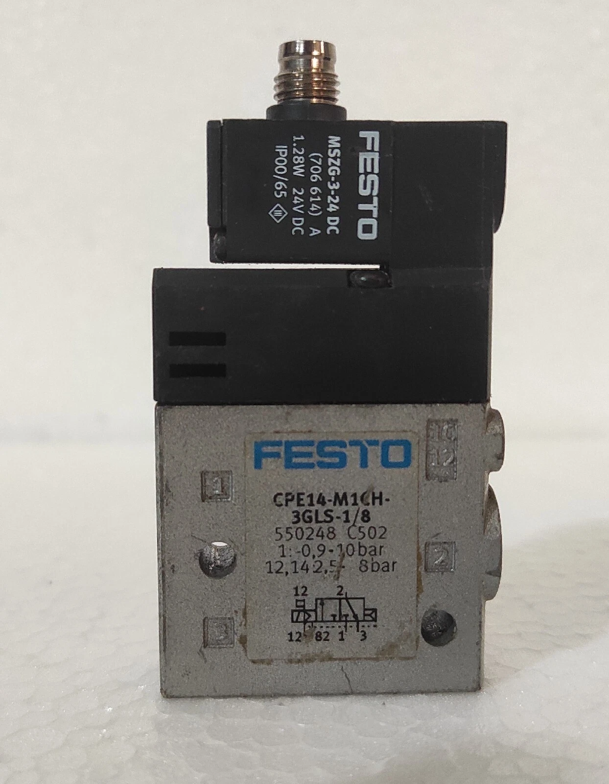 Festo CPE 14-M1CH-3GLS-1/8 Solenoid Valve